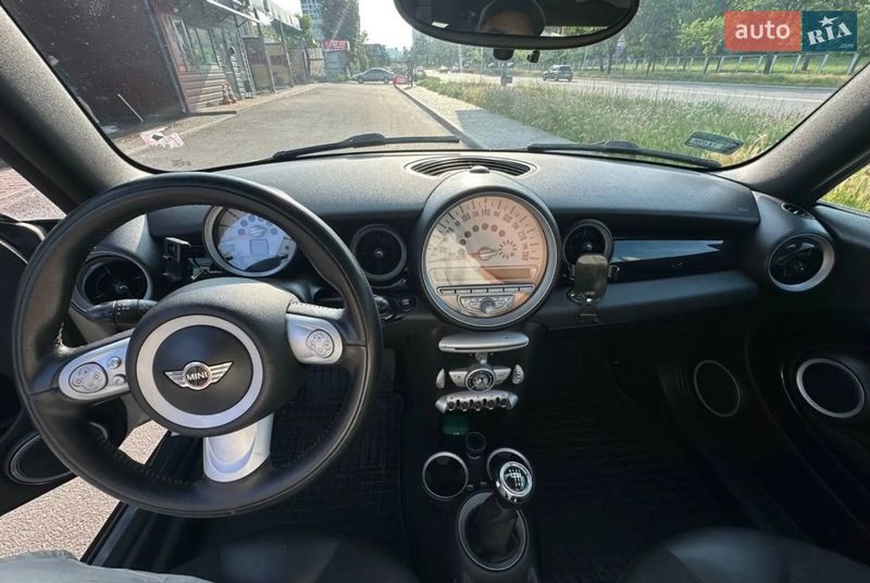 Хэтчбек MINI Cooper 2009 в Черкассах