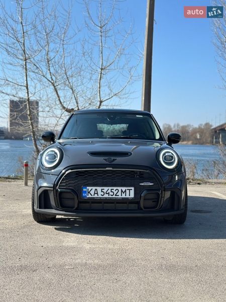 Хэтчбек MINI Cooper 2019 в Киеве