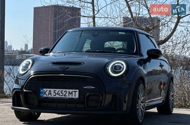 Хэтчбек MINI Cooper 2019 в Киеве