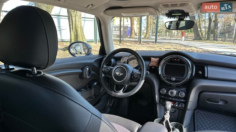 Хетчбек MINI Cooper 2016 в Львові
