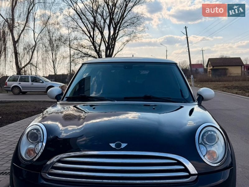 MINI Cooper 2011