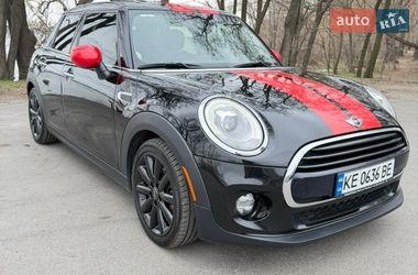 Хэтчбек MINI Cooper 2016 в Днепре