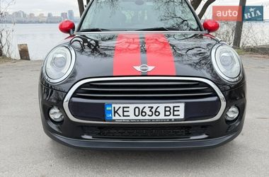 Хэтчбек MINI Cooper 2016 в Днепре