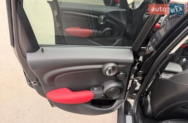 Хэтчбек MINI Cooper 2016 в Днепре