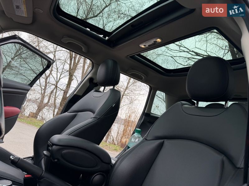 Хэтчбек MINI Cooper 2016 в Днепре