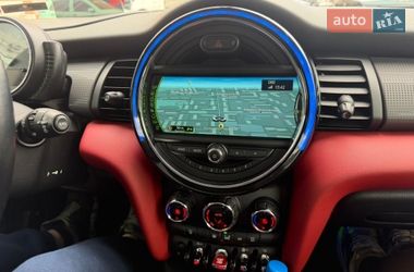 Хэтчбек MINI Cooper 2016 в Днепре