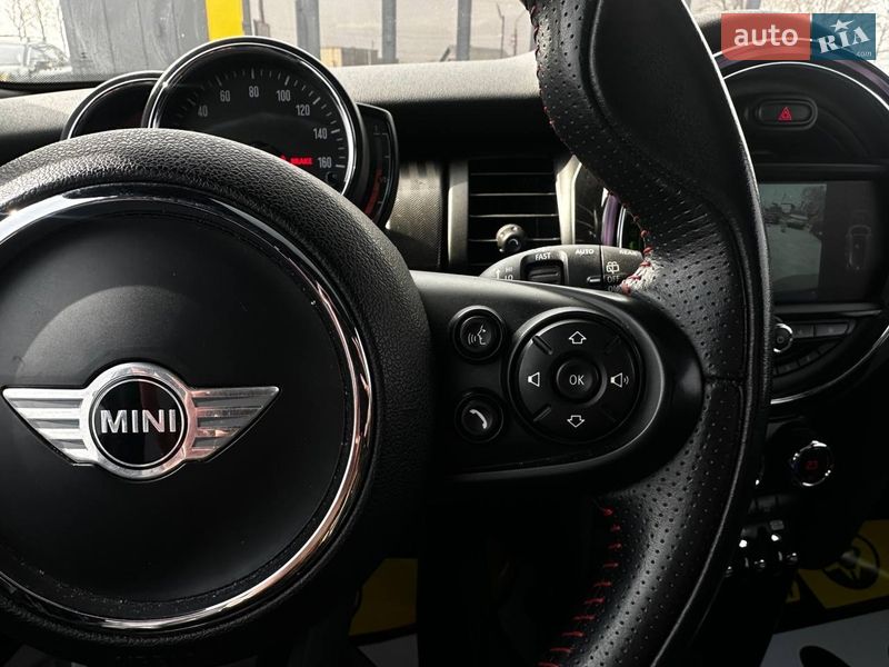 Хэтчбек MINI Cooper 2018 в Ивано-Франковске
