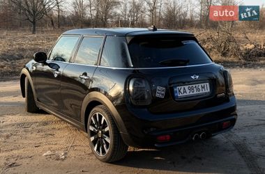 Хэтчбек MINI Cooper 2017 в Киеве