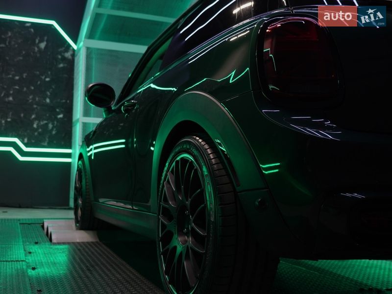 Хэтчбек MINI Cooper 2014 в Киеве