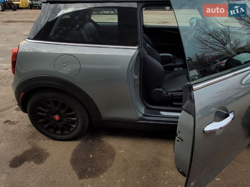 Хэтчбек MINI Cooper 2021 в Киеве