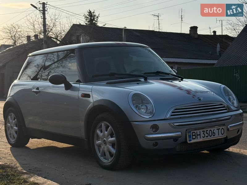 Хэтчбек MINI Cooper 2002 в Житомире