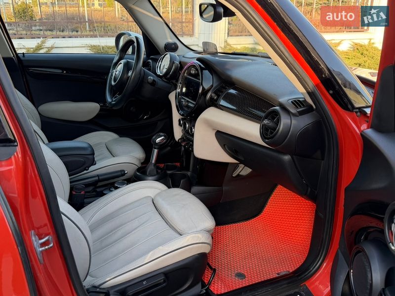 Хэтчбек MINI Cooper 2018 в Виннице