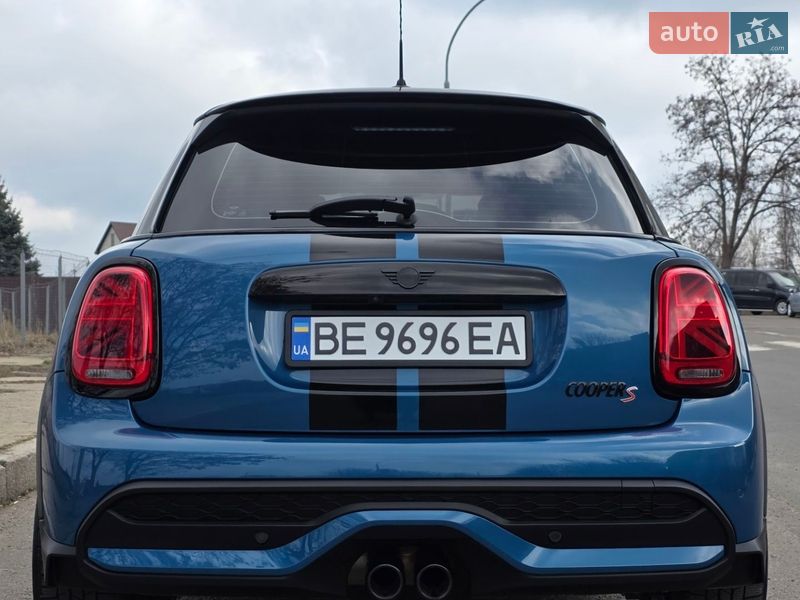Хетчбек MINI Cooper 2023 в Южноукраїнську