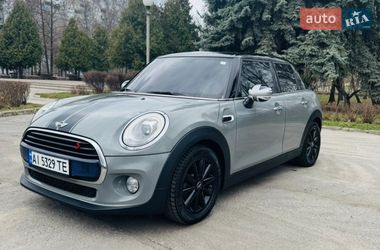 Хетчбек MINI Cooper 2016 в Броварах