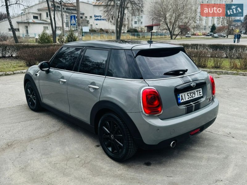 Хэтчбек MINI Cooper 2016 в Броварах