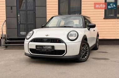 Хетчбек MINI Cooper 2024 в Києві