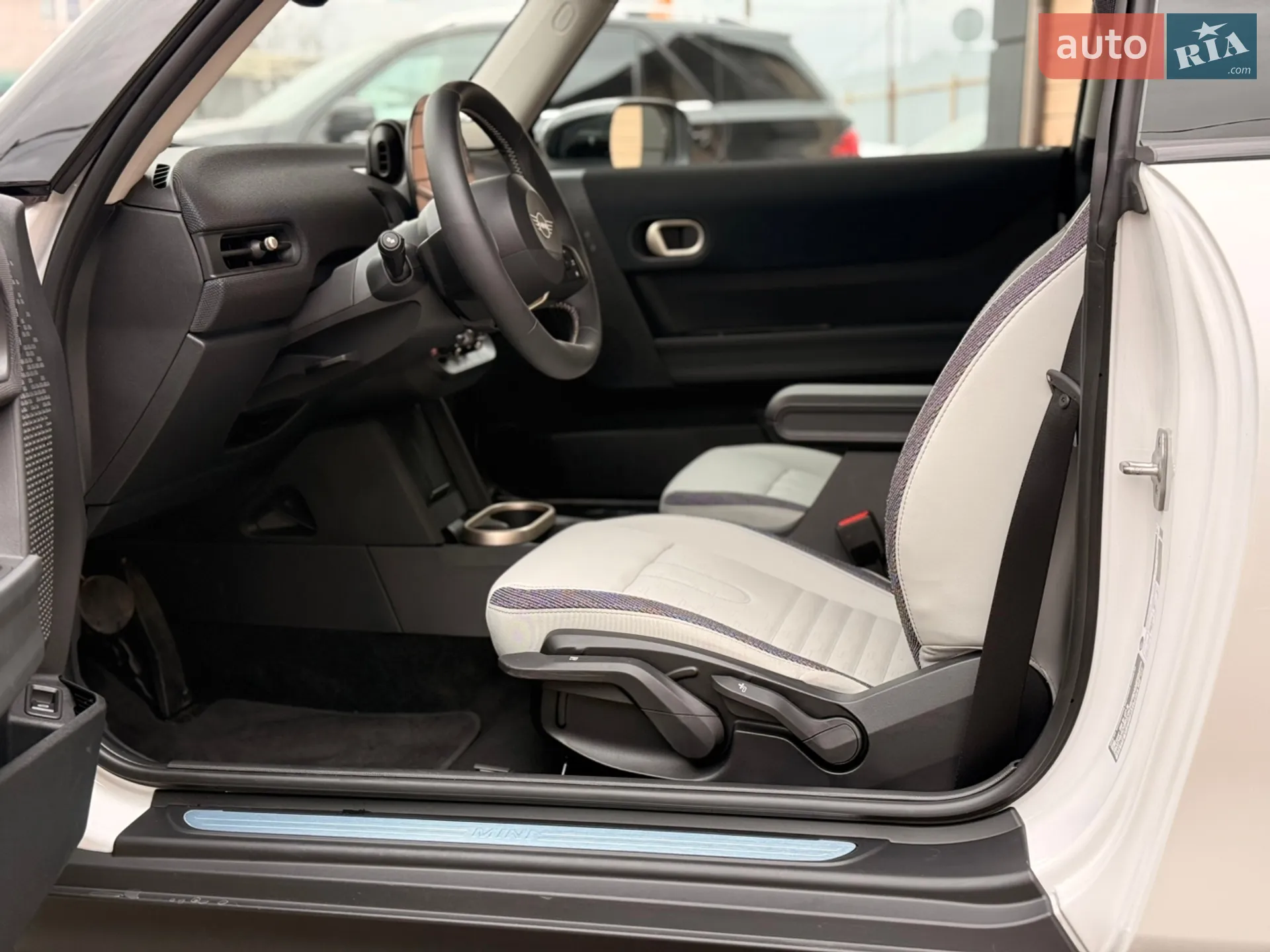 2024 MINI Cooper - мініатюра 46