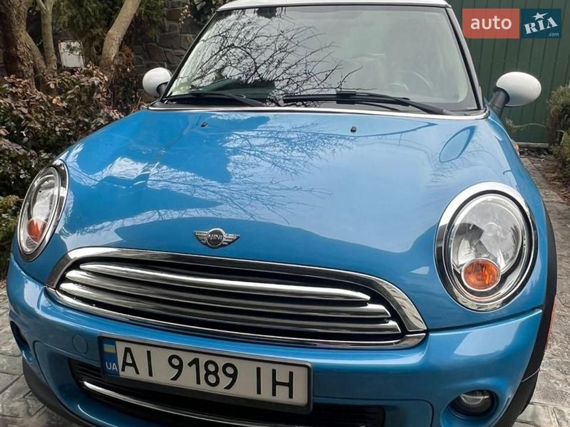 Хэтчбек MINI Cooper 2013 в Обухове