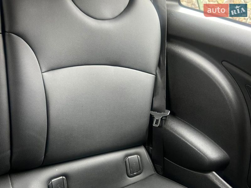 Хэтчбек MINI Cooper 2013 в Обухове