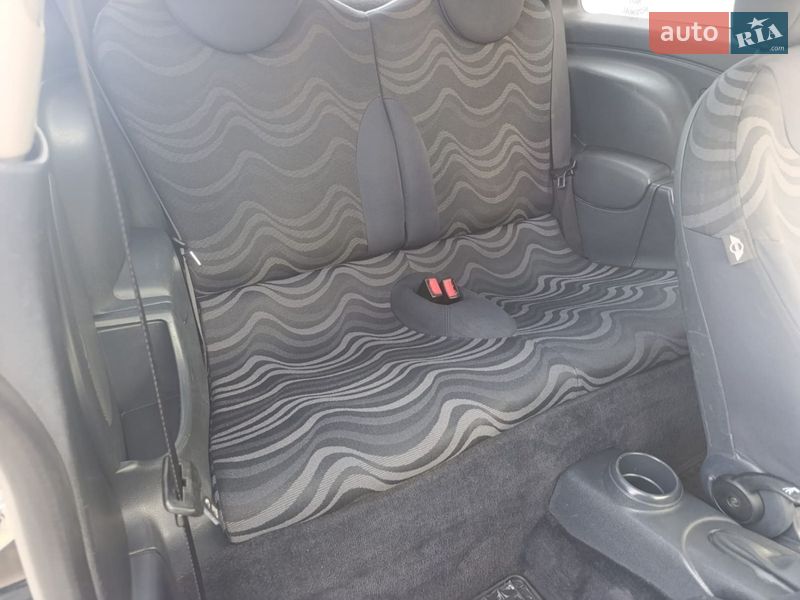 Хэтчбек MINI Cooper 2001 в Ужгороде фото 36 Хэтчбек MINI Cooper 2001 в Ужгороде