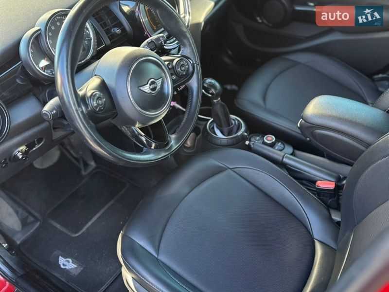 Хетчбек MINI Cooper 2015 в Рівному фото 14 Хетчбек MINI Cooper 2015 в Рівному