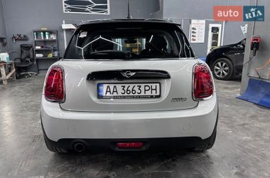 Хетчбек MINI Cooper 2016 в Львові