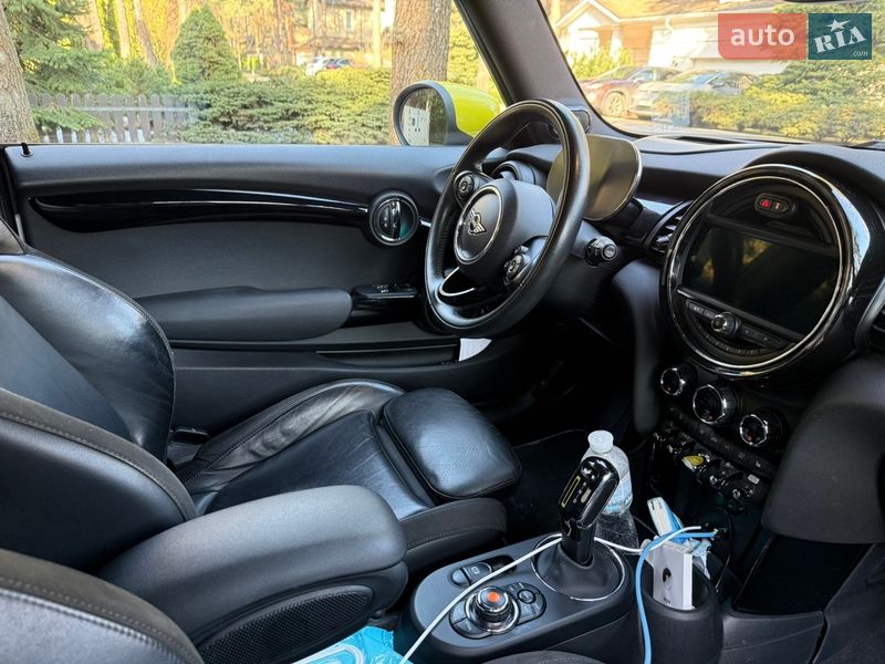 Хэтчбек MINI Cooper 2020 в Киеве