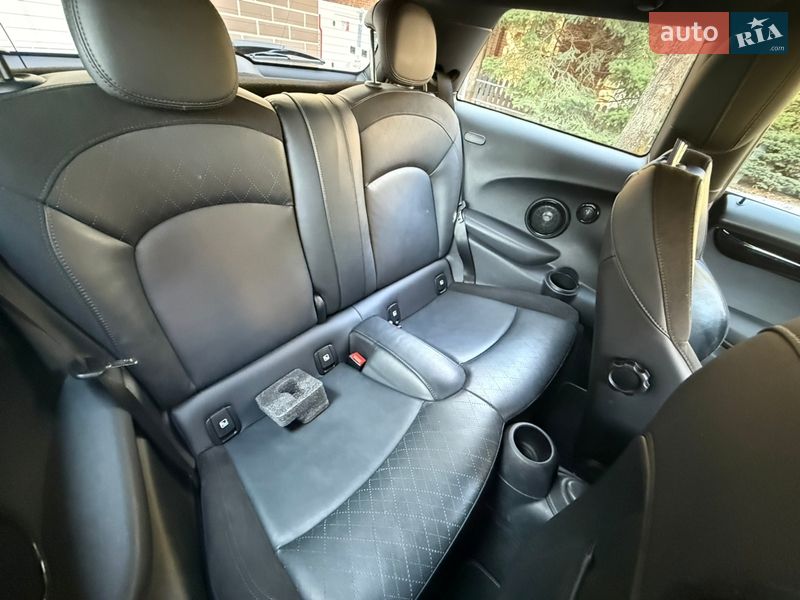 Хэтчбек MINI Cooper 2020 в Киеве