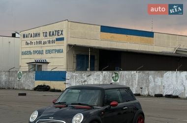 Хэтчбек MINI Cooper 2004 в Киеве фото 2 Хэтчбек MINI Cooper 2004 в Киеве