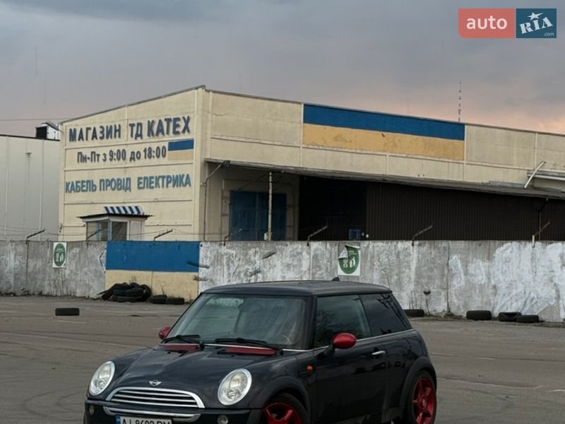 Хэтчбек MINI Cooper 2004 в Киеве фото 2 Хэтчбек MINI Cooper 2004 в Киеве