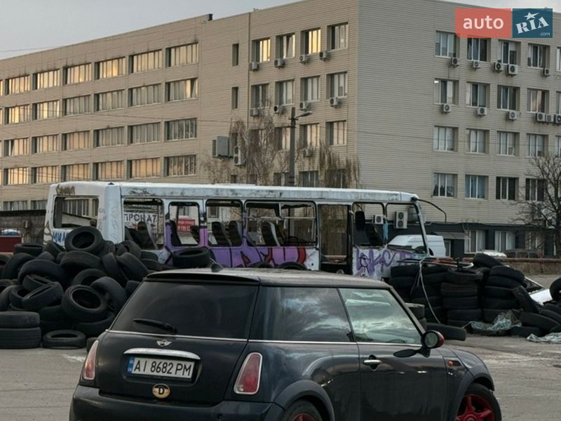 Хэтчбек MINI Cooper 2004 в Киеве фото 6 Хэтчбек MINI Cooper 2004 в Киеве