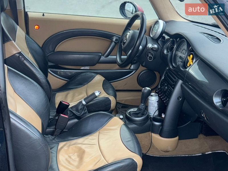 Хэтчбек MINI Cooper 2004 в Киеве фото 8 Хэтчбек MINI Cooper 2004 в Киеве