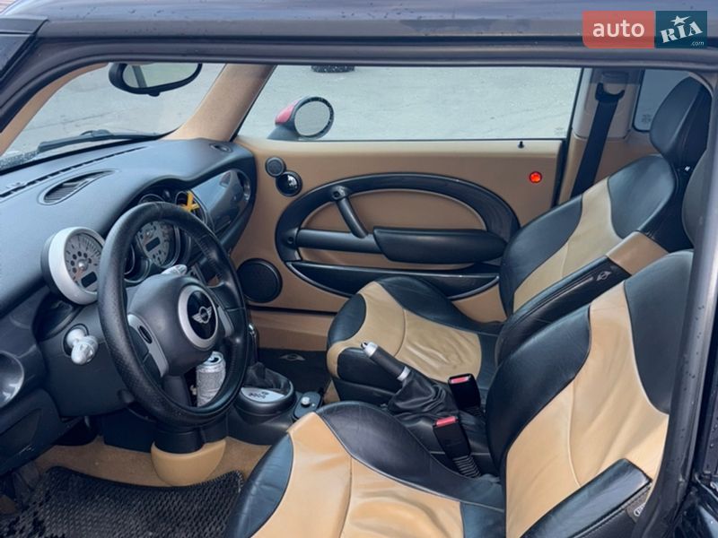 Хэтчбек MINI Cooper 2004 в Киеве фото 9 Хэтчбек MINI Cooper 2004 в Киеве