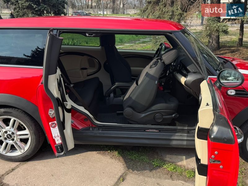 Хетчбек MINI Cooper 2013 в Підгородному