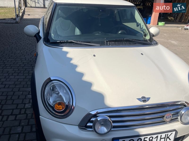 MINI Cooper 2012
