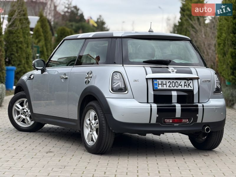 Хэтчбек MINI Cooper 2010 в Одессе