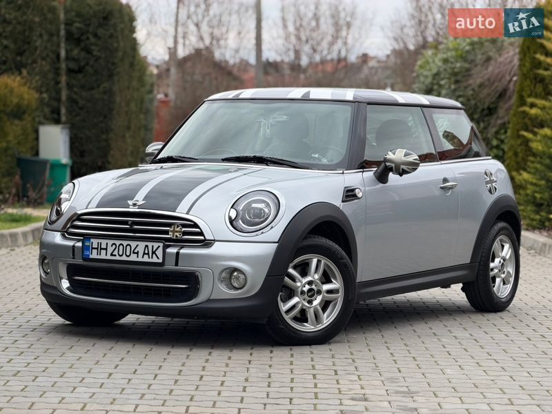 Хэтчбек MINI Cooper 2010 в Одессе