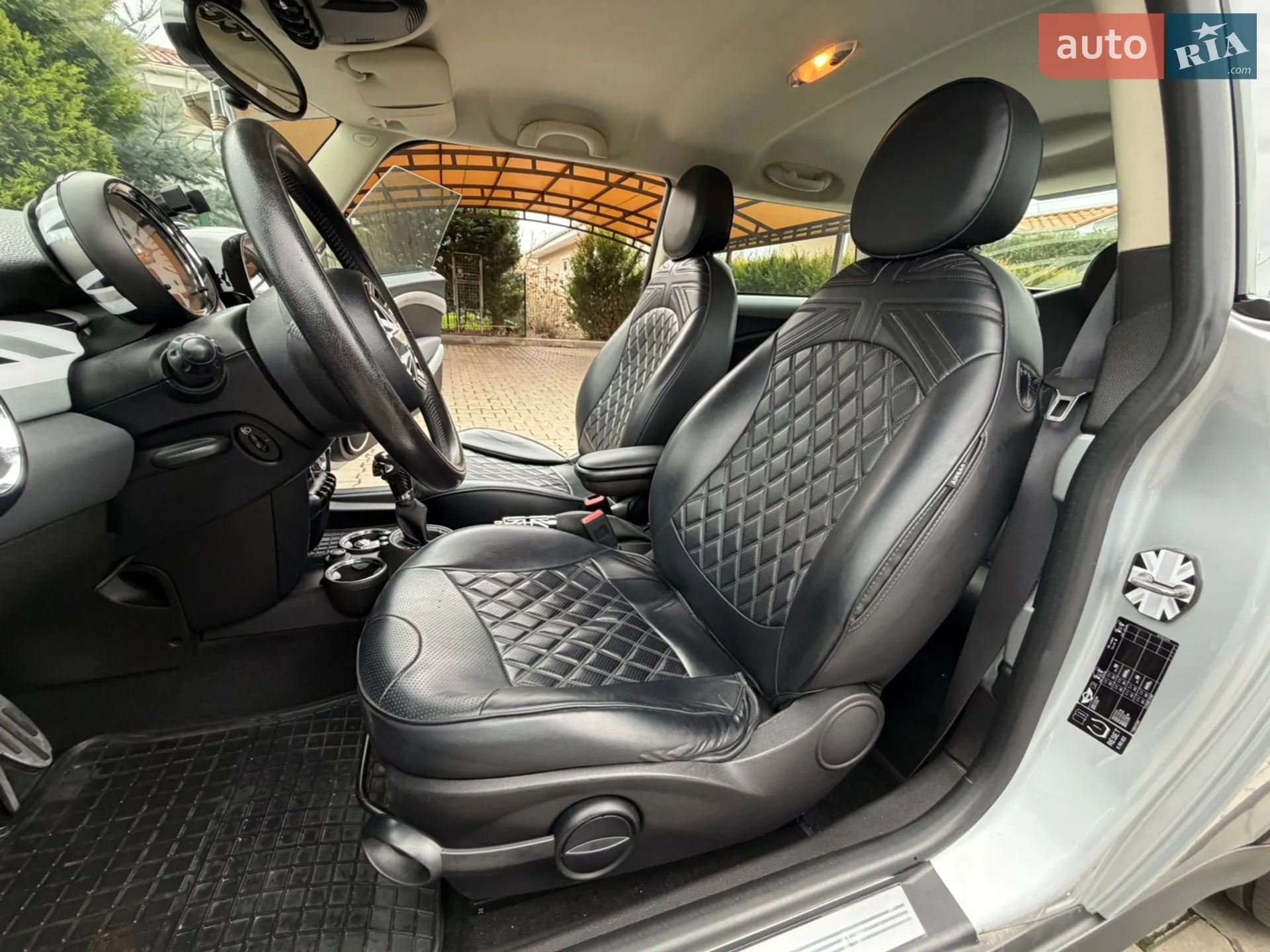 2010 MINI Cooper - мініатюра 26