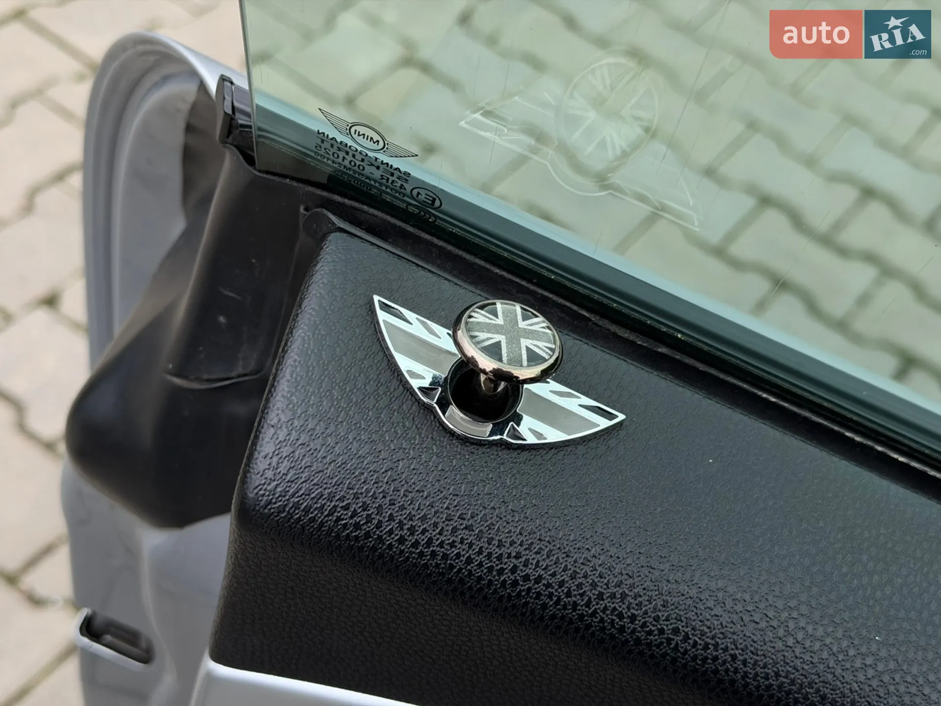 2010 MINI Cooper - мініатюра 31