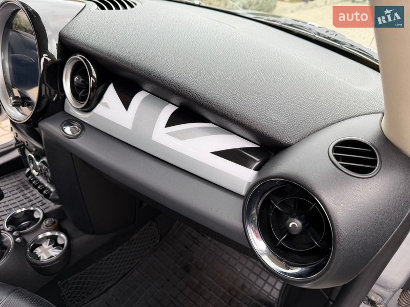 Хэтчбек MINI Cooper 2010 в Одессе