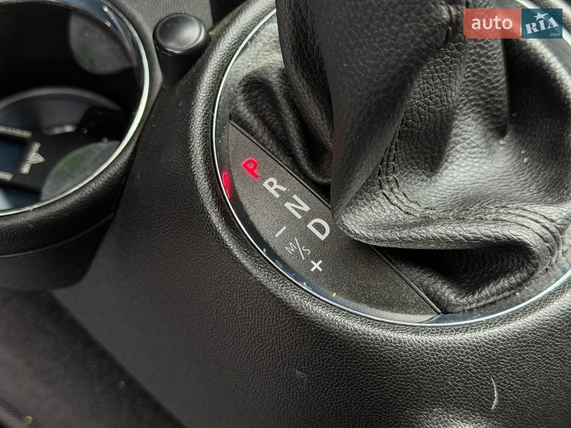 Хэтчбек MINI Cooper 2010 в Одессе