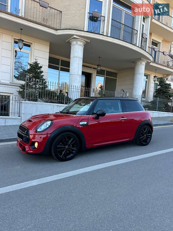Хэтчбек MINI Cooper 2014 в Киеве