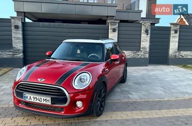 Хэтчбек MINI Cooper 2016 в Софиевской Борщаговке Хэтчбек MINI Cooper 2016 в Софиевской Борщаговке