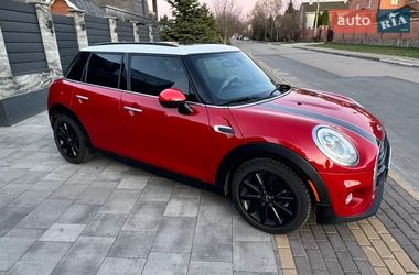 Хэтчбек MINI Cooper 2016 в Софиевской Борщаговке