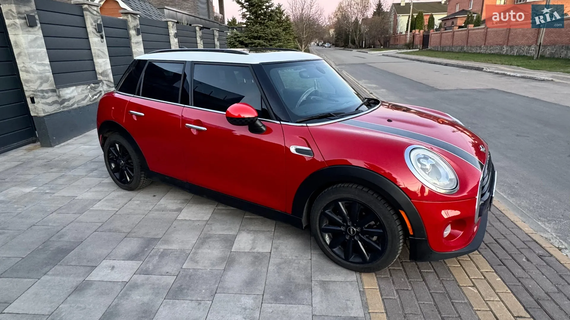2016 MINI Cooper - мініатюра 11