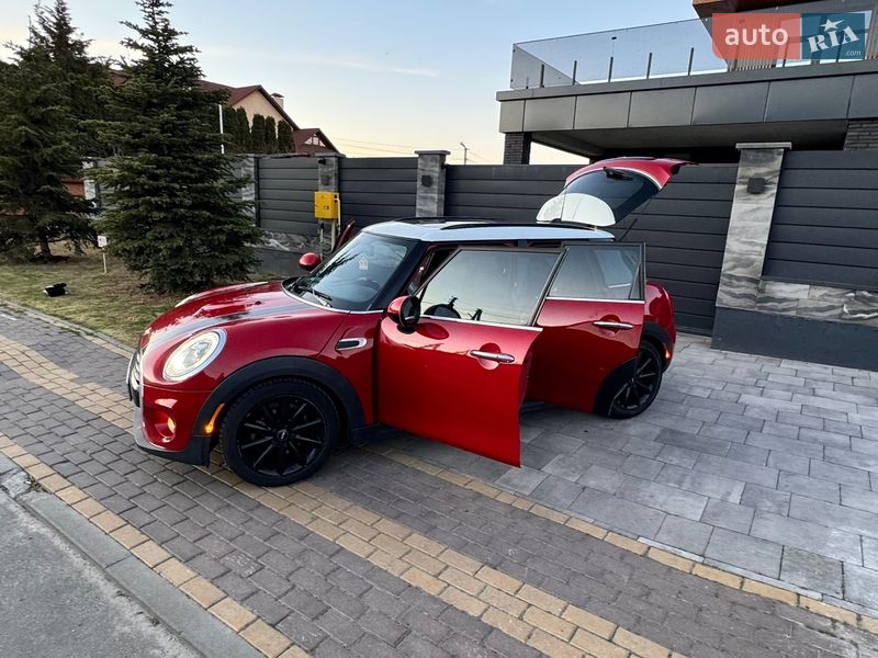 Хэтчбек MINI Cooper 2016 в Софиевской Борщаговке