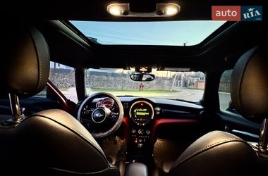 Хэтчбек MINI Cooper 2016 в Софиевской Борщаговке