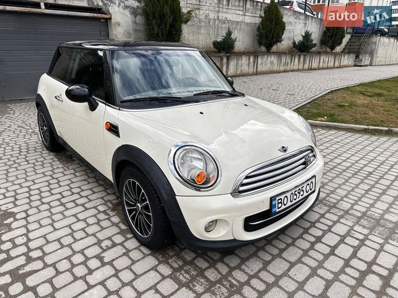 Хэтчбек MINI Cooper 2012 в Тернополе