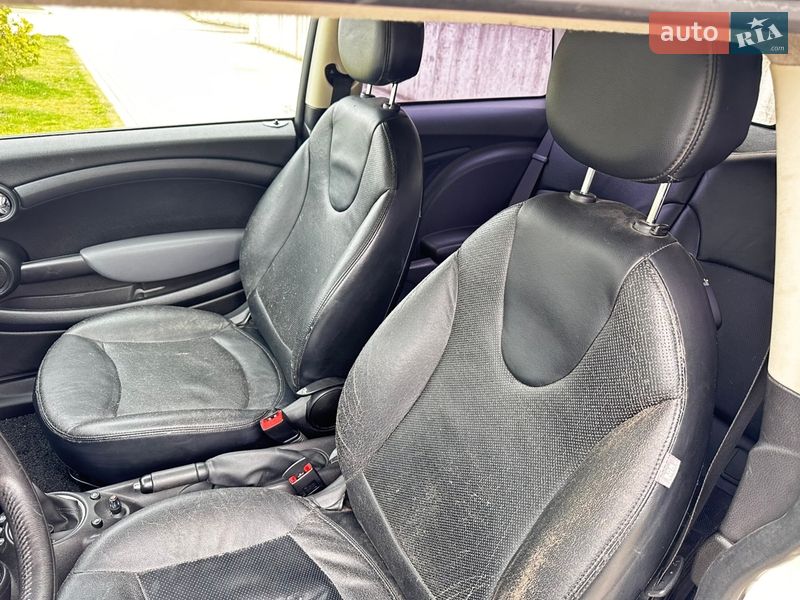 Хэтчбек MINI Cooper 2012 в Тернополе