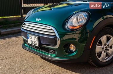 Хэтчбек MINI Cooper 2015 в Черновцах
